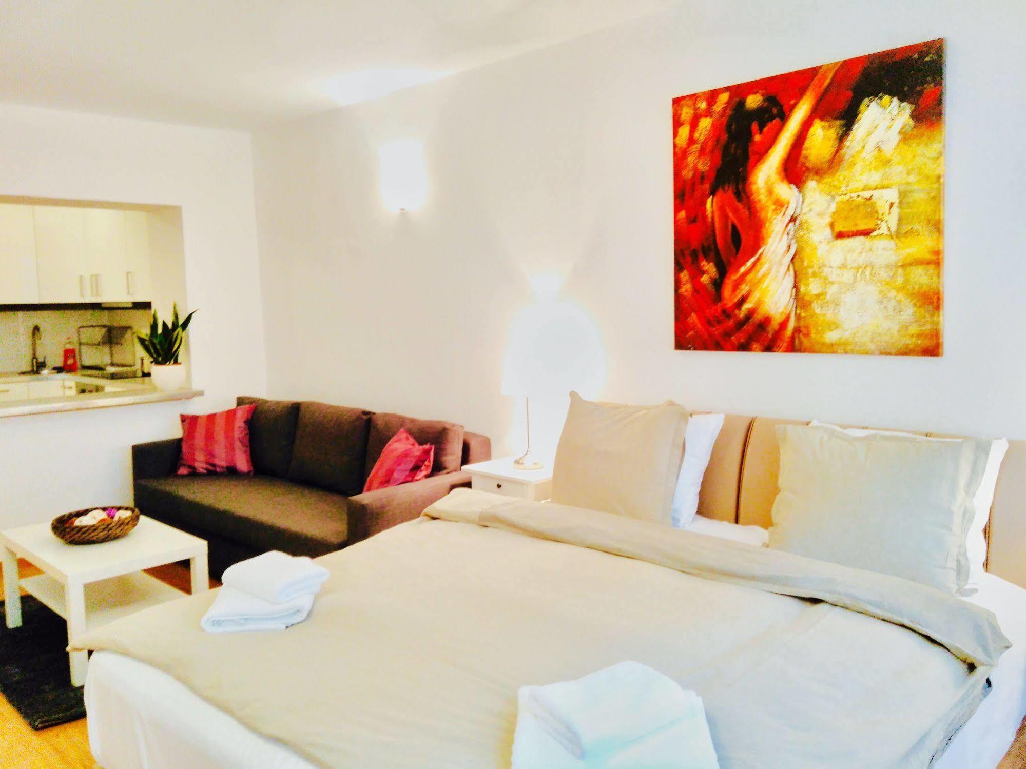 Prague City Stay Rohacova Exterior photo