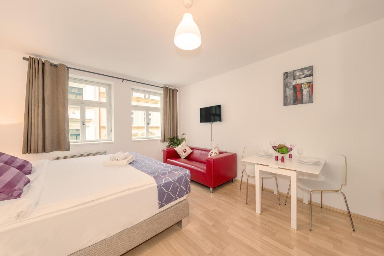 Prague City Stay Rohacova Exterior photo